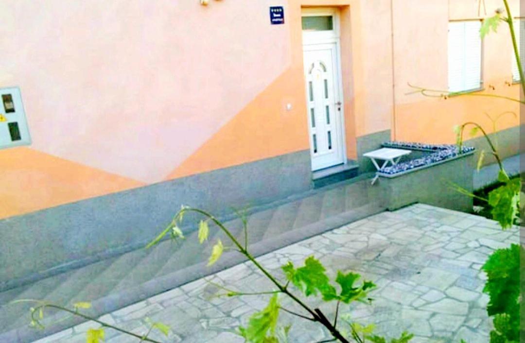 Apartment Ory Near The City Center With Free Parking Pula Ngoại thất bức ảnh