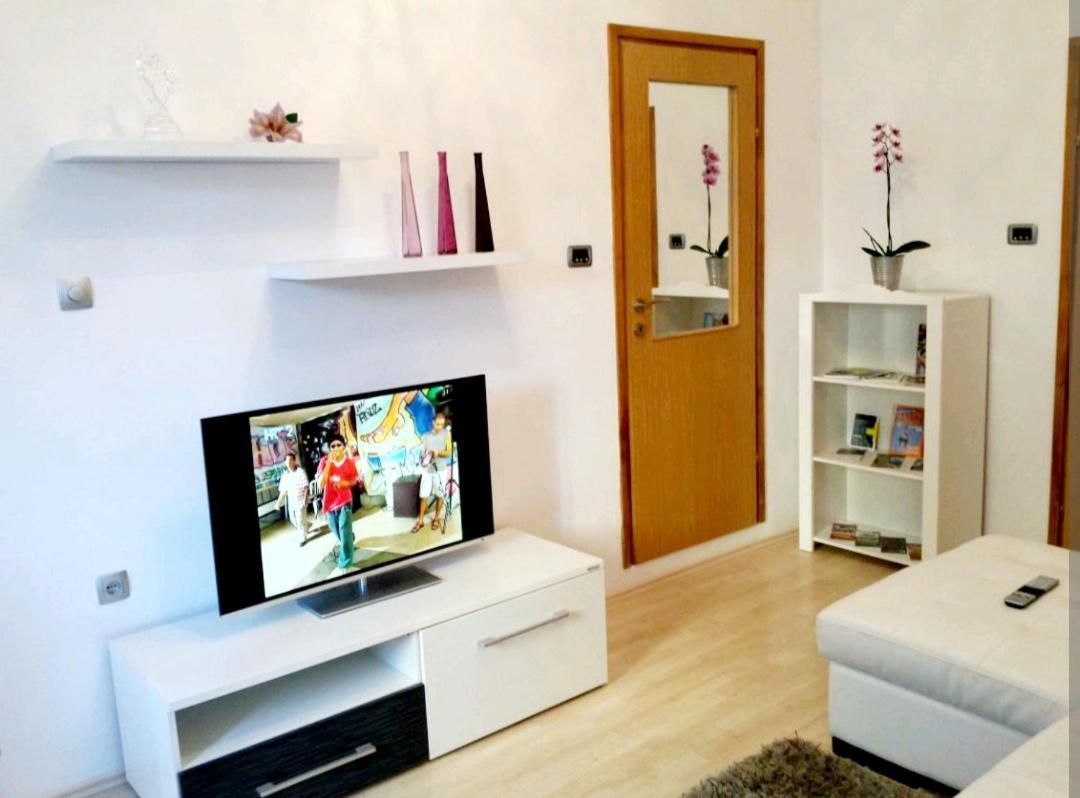 Apartment Ory Near The City Center With Free Parking Pula Ngoại thất bức ảnh